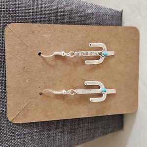Adorable NWOT Native American Navajo Turquoise & Sterling Saguaro Earrings 🌵💙